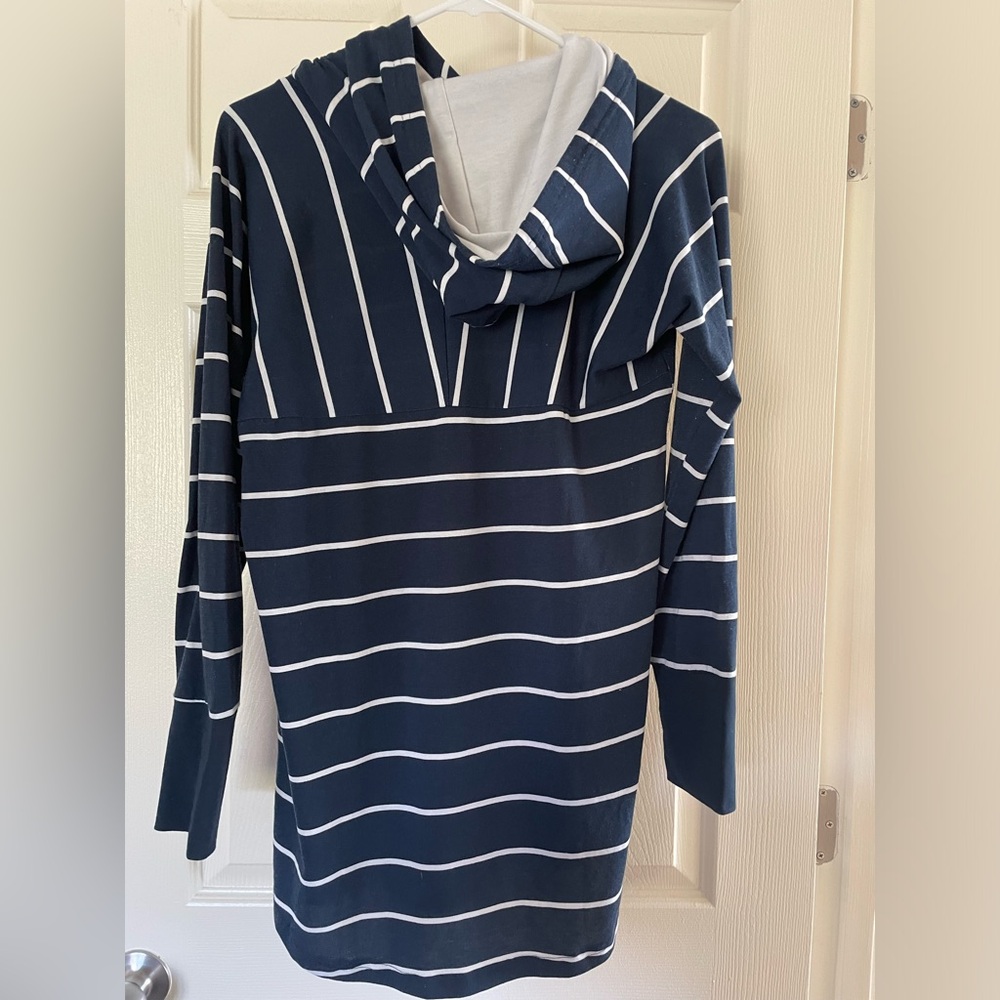 Used Lularoe Amber size medium